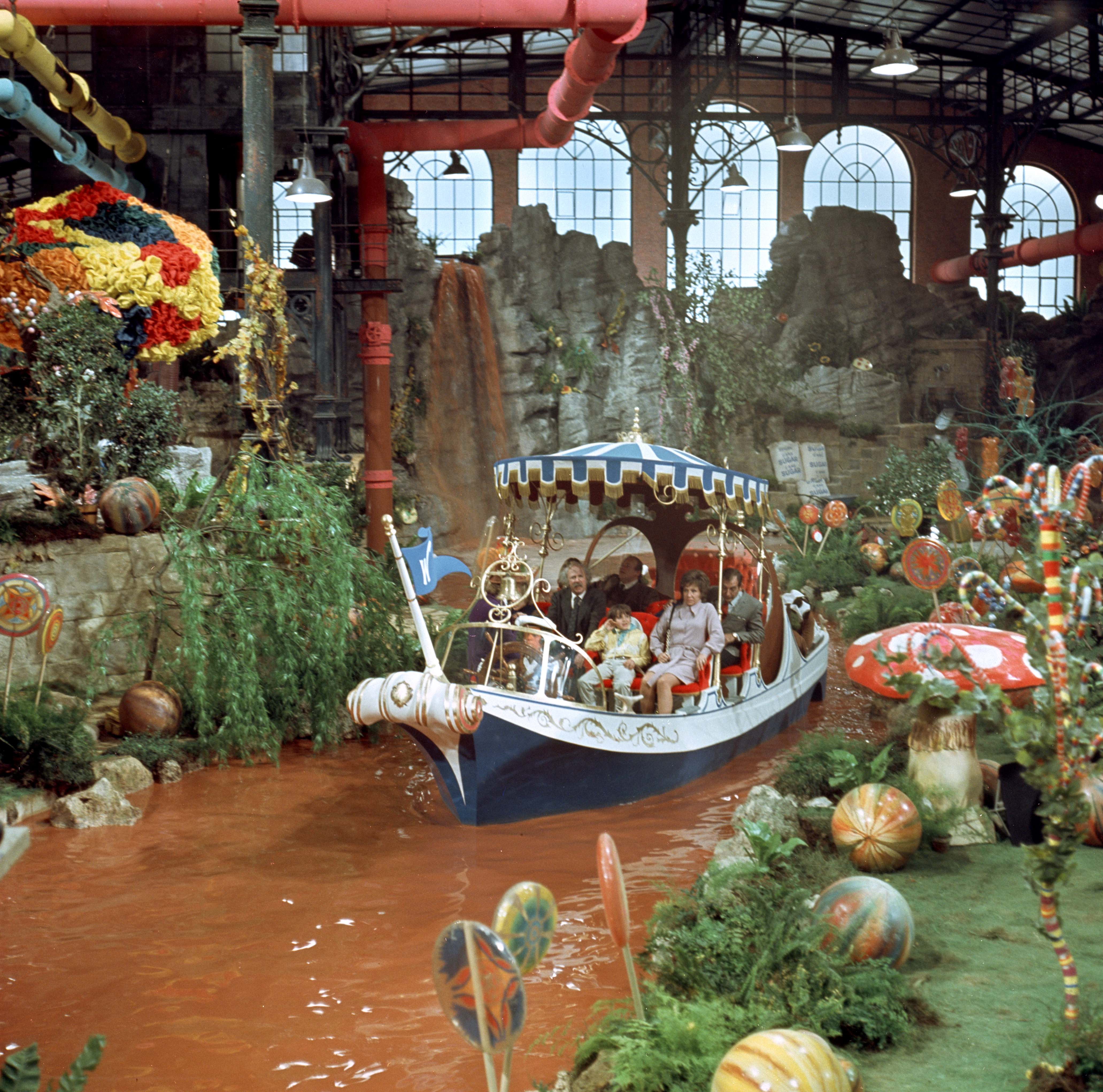 Willy Wonka And The Chocolate Factory Workshop Home